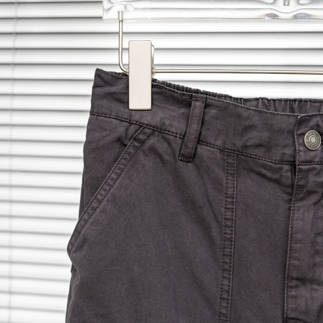 P340 top version (different currencies) Style: Stone Island STONE LSLAND washed and distressed multi-pocket functional trousers Color: Picture color Size: M-XXXL Fabric: Workwear Accessories: Full set of customized accessories No gender distinction, same style for men and women
